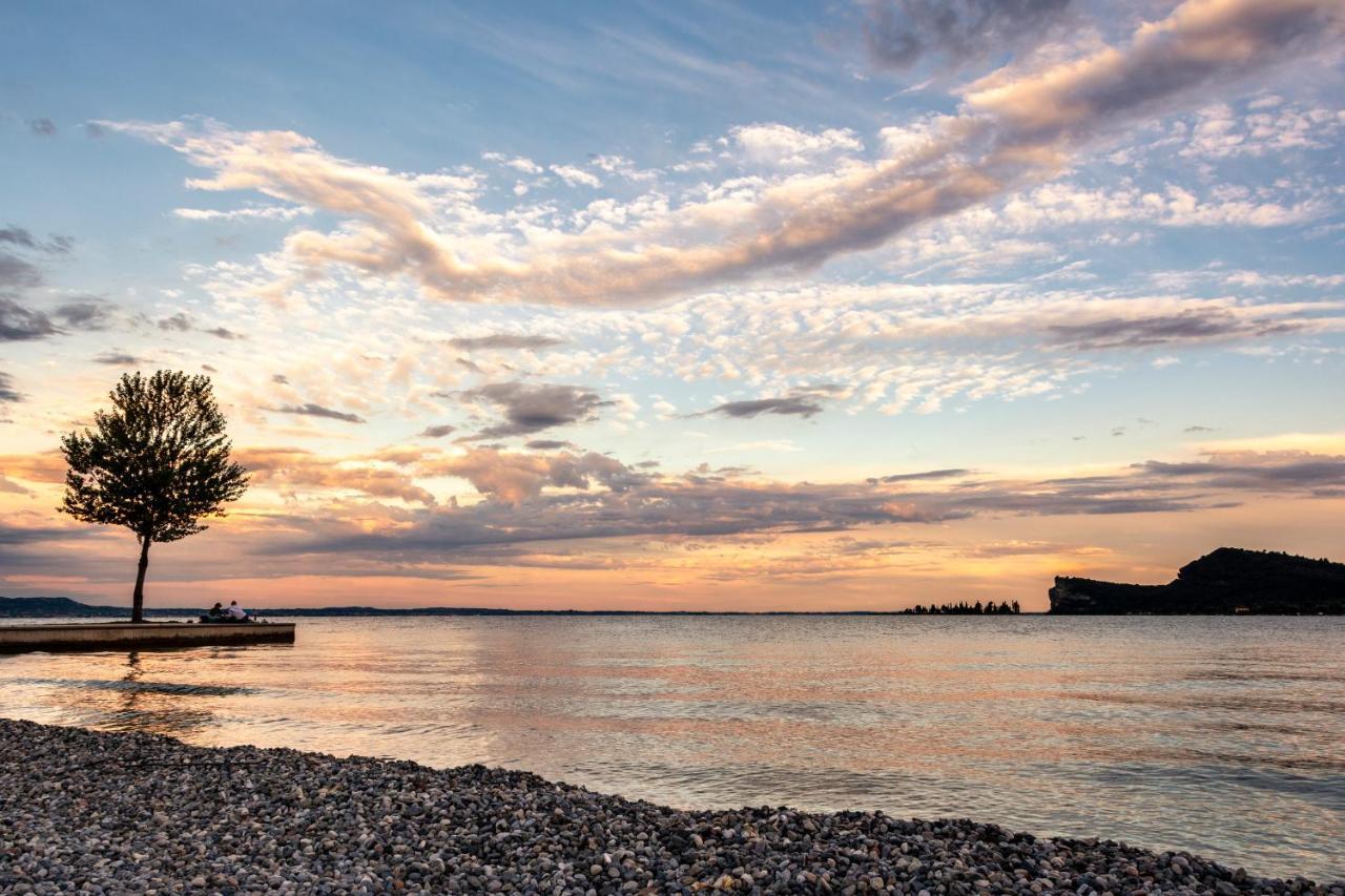 Appartamento Agata San Felice del Benaco Bagian luar foto